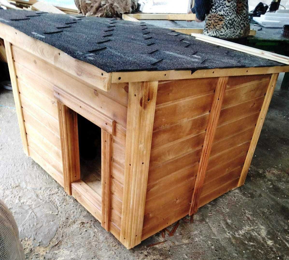 Дерев'яна будка для  собаки.Утеплена.