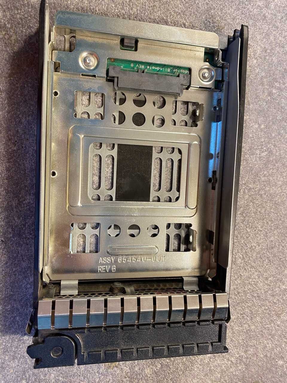 Корзина для жосткого диску до серверу HP, перехідник з 2,5" на 3,5"