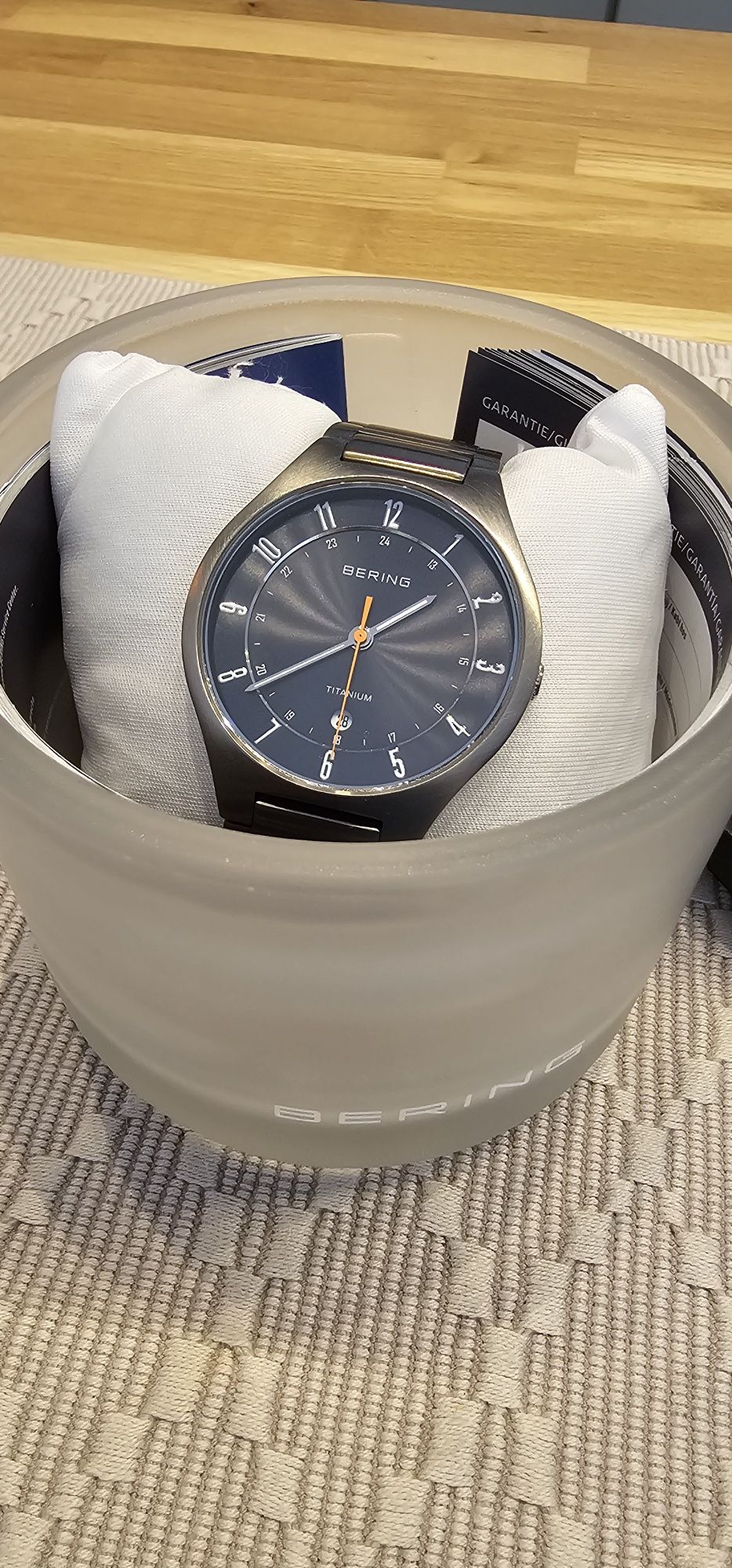 Zegarek męski tytanowy Bering 11739 szafirowe szkło