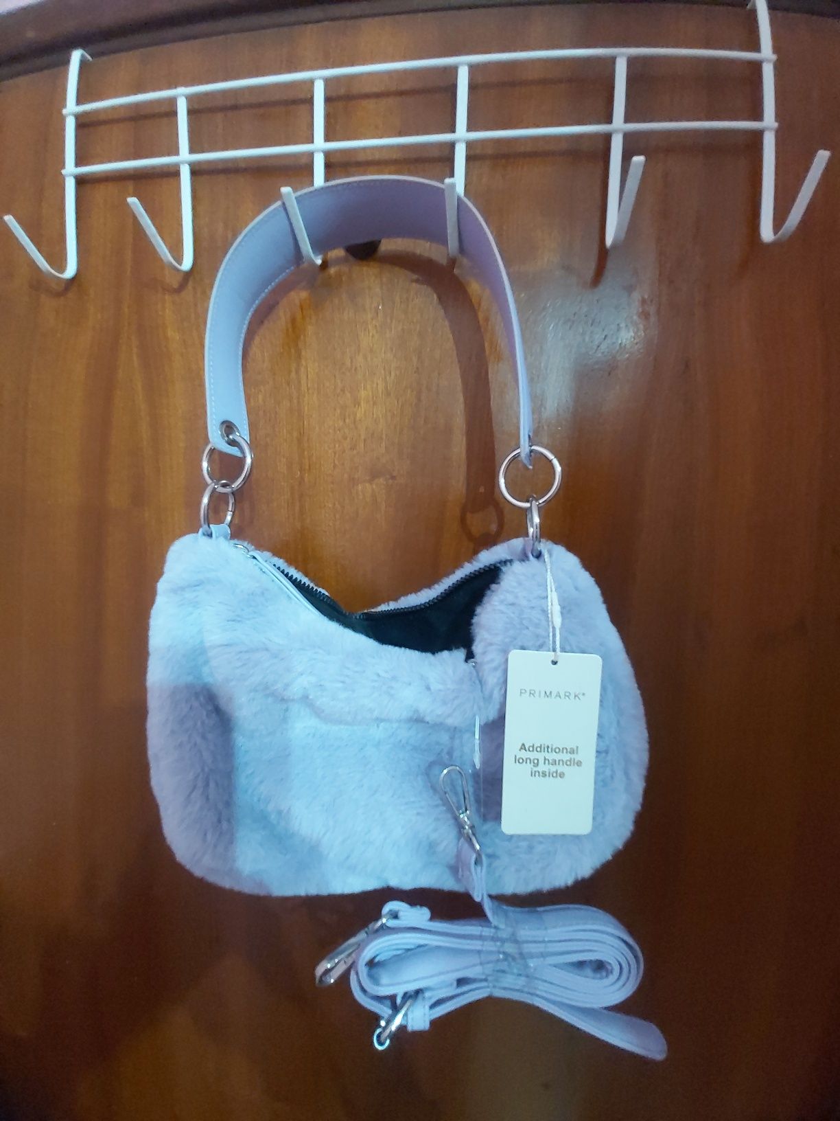 Mala com pêlo da primark nova com etiqueta
