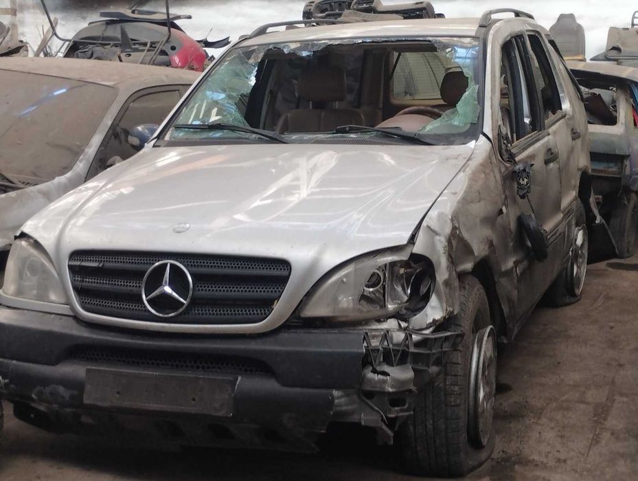 Mercedes ML 163  розборка запчастини Б/У