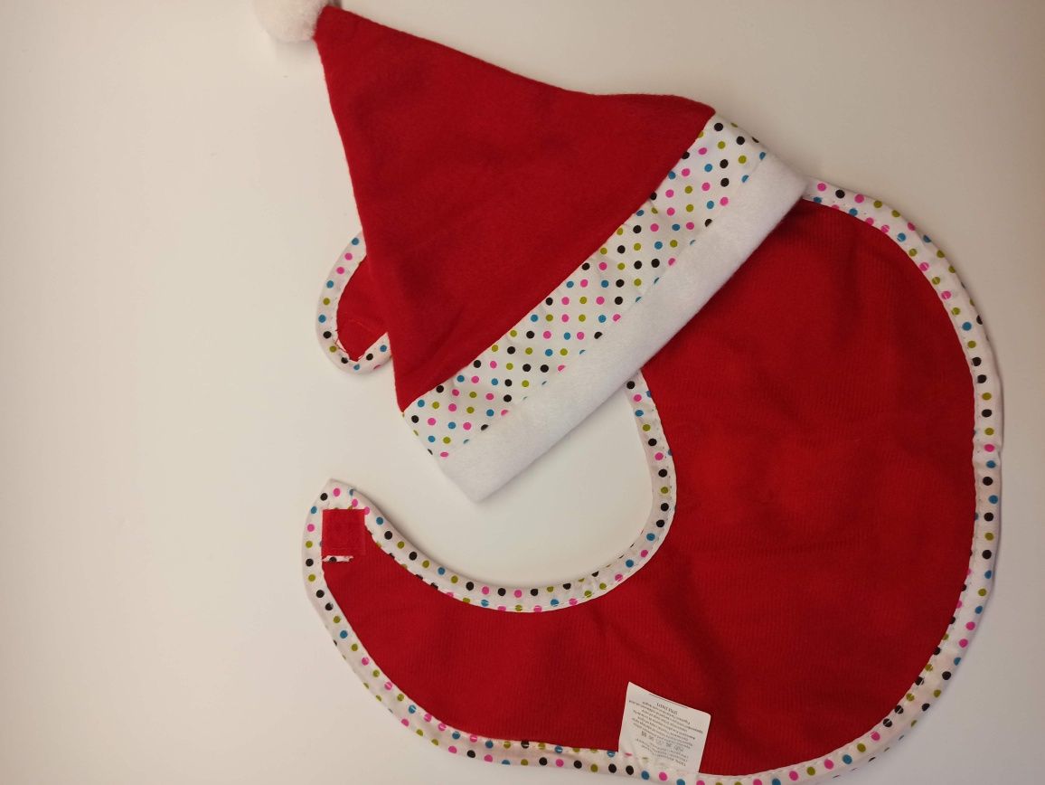 Komplet świąteczny, czapka i śliniak dla niemowlaka