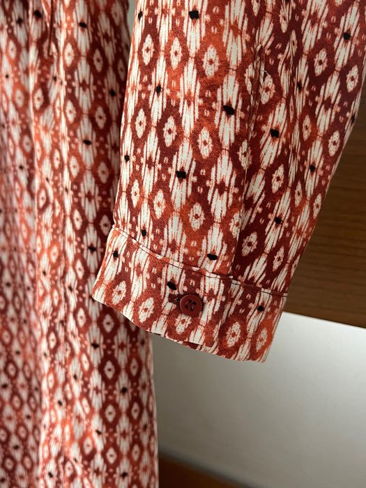 Wzorzysta Sukienka PROMOD z kopertowym dekoltem