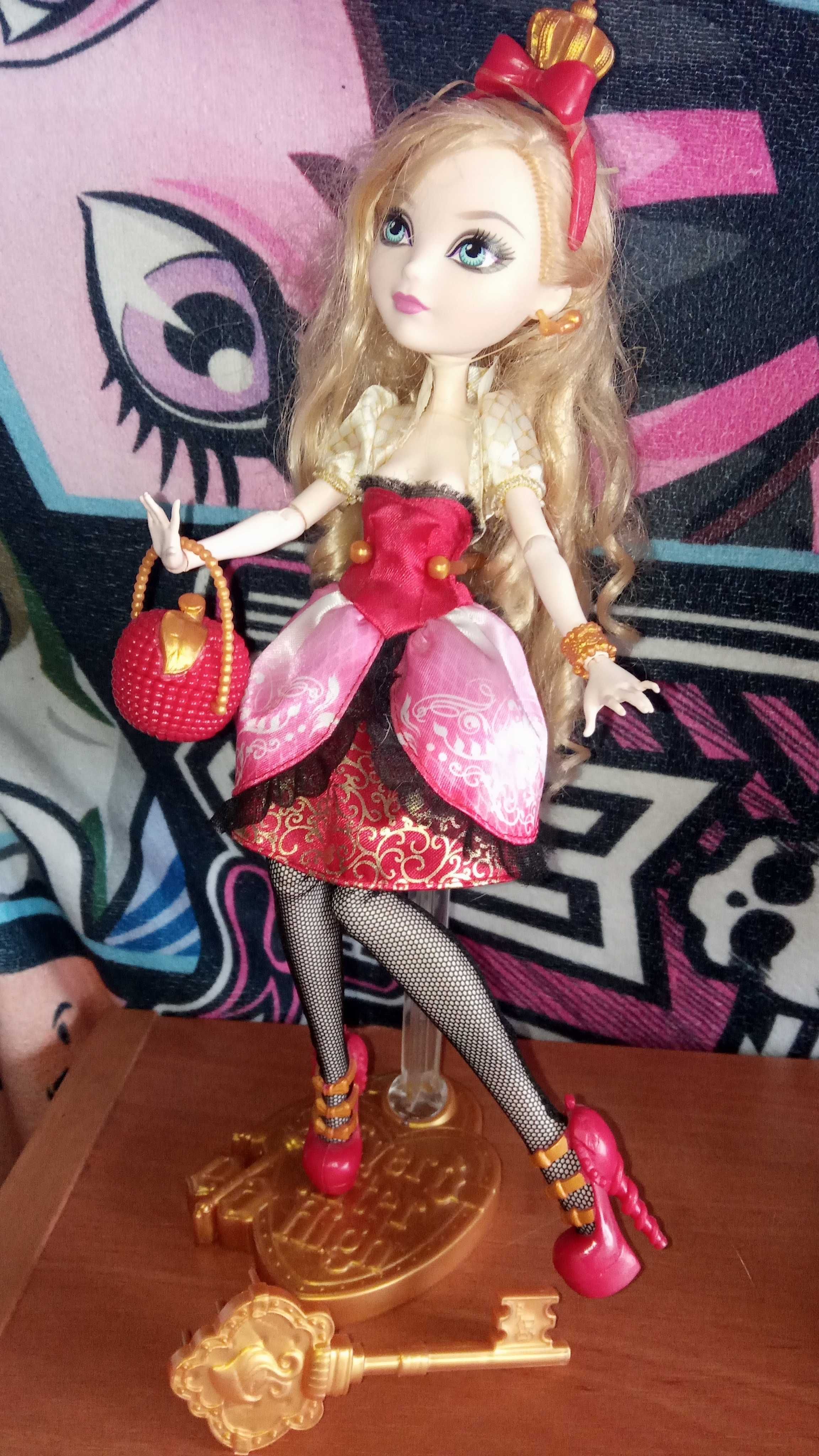 Ever After High Nowa piękna lalka Apple White od Mattel unikatowa