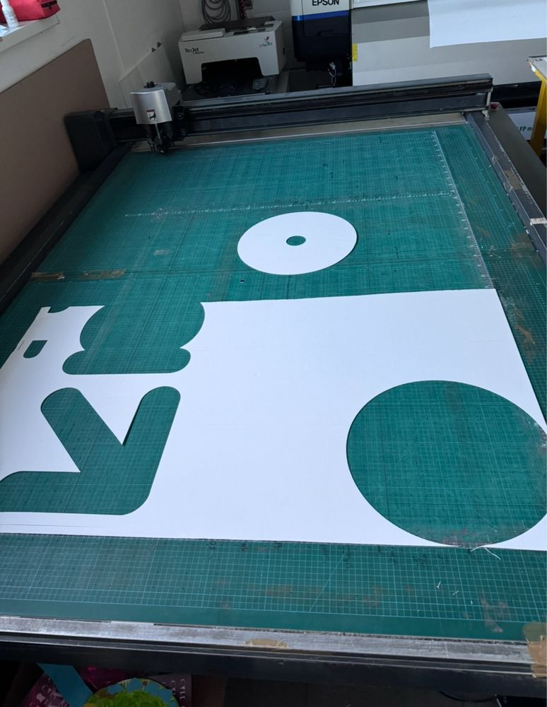 Mimaki ploter tablicowy model CF2 1218