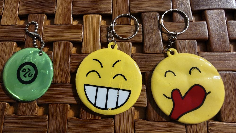 Zawieszki, bryloki - odblask