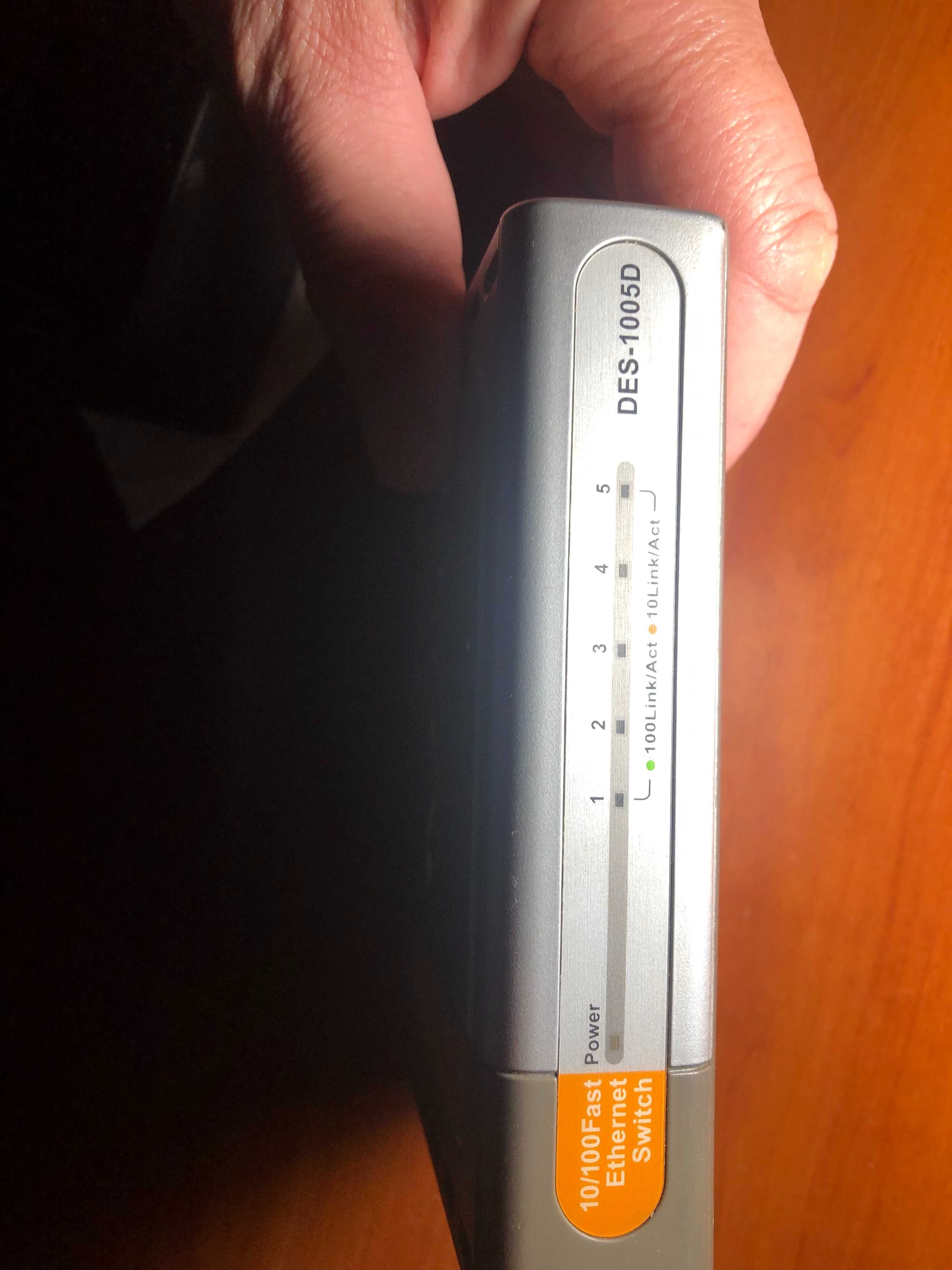 D-Link DES-1008D, DES-1005D