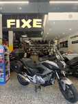 Honda NC 700 de 2013 em bom estado com extras Bem assistida, Nacional