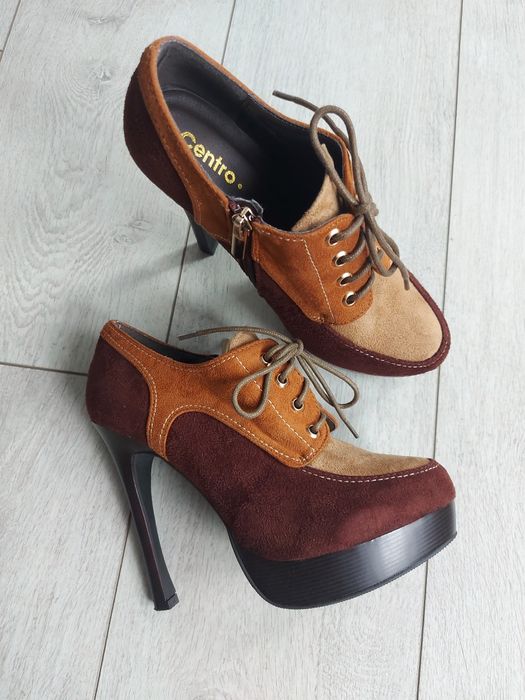 Buty zamsz obcas 37