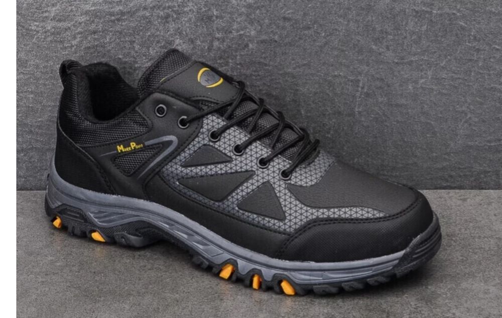 Продаю кросівки чоловічі