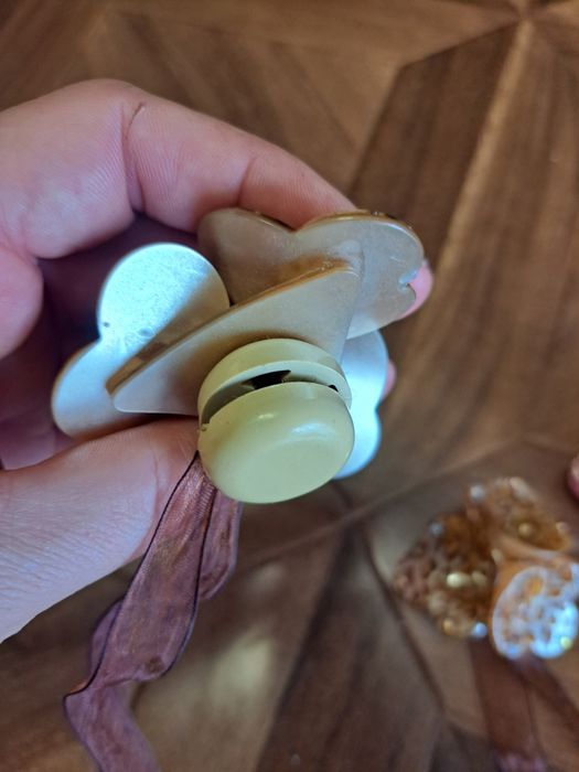 Декор для штор підхвати.