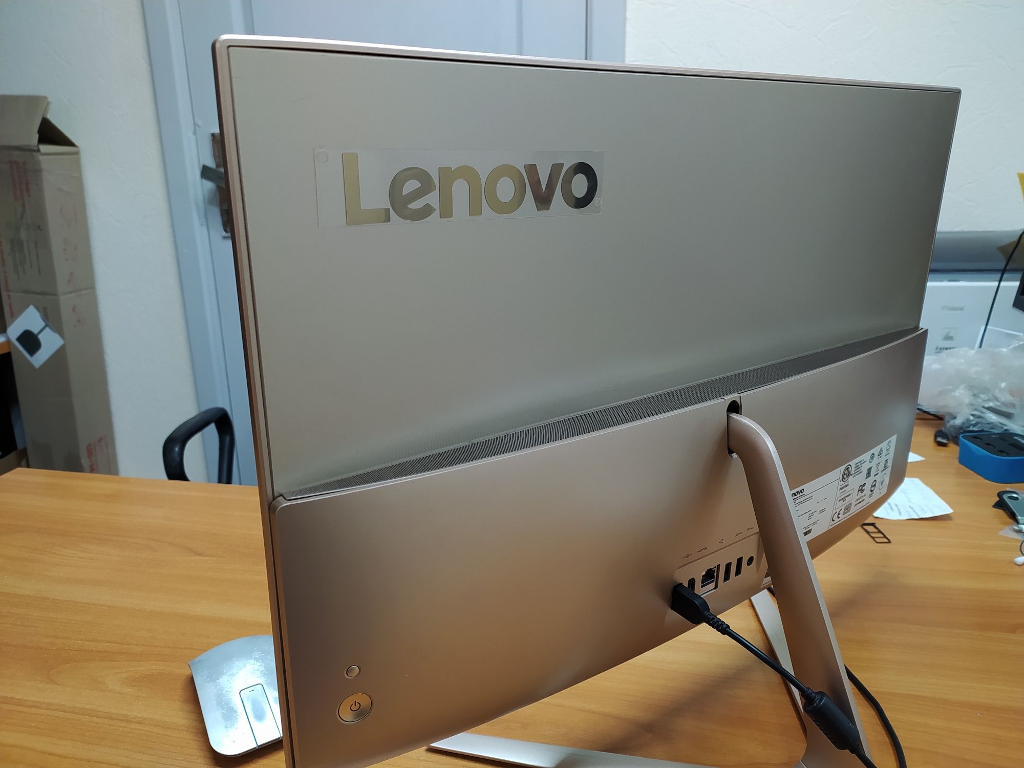 Lenovo. Компьютер, моноблок.