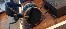Wzmacniacz + sluchawki Pathos Aurium + Audeze Lcd 2 Bamboo