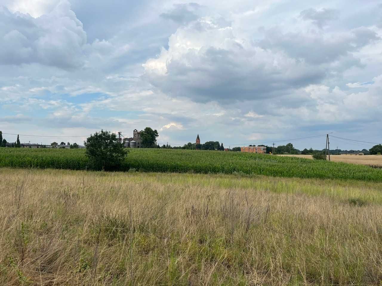 Widokowa działka budowlana 917 m2 w mieście Lubraniec