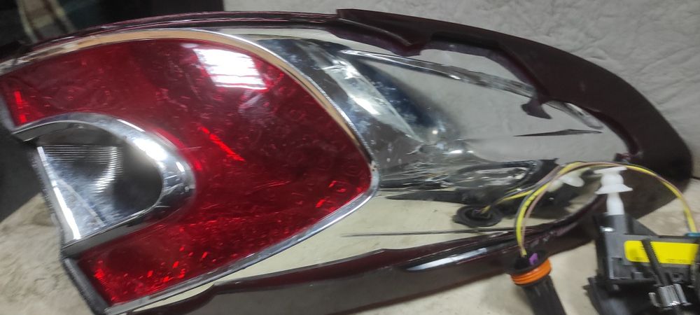 Рено Меган фары под реставрацию зеркальный элемент линзы  корректоры..