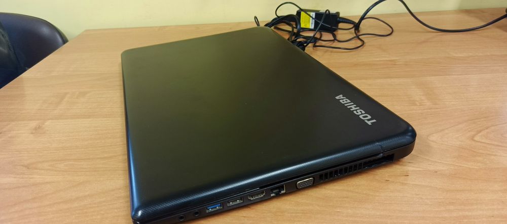 Laptop Toshiba C75D-B/17cali