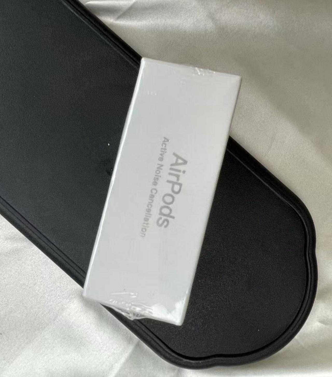 Oryginalne słuchawki A.pple Air Pods 4 A-N-C bluetooth