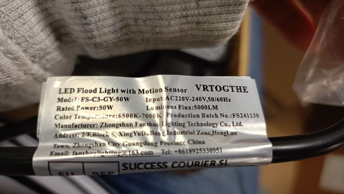 Zestaw 2 sztuk halogen z czujnikiem