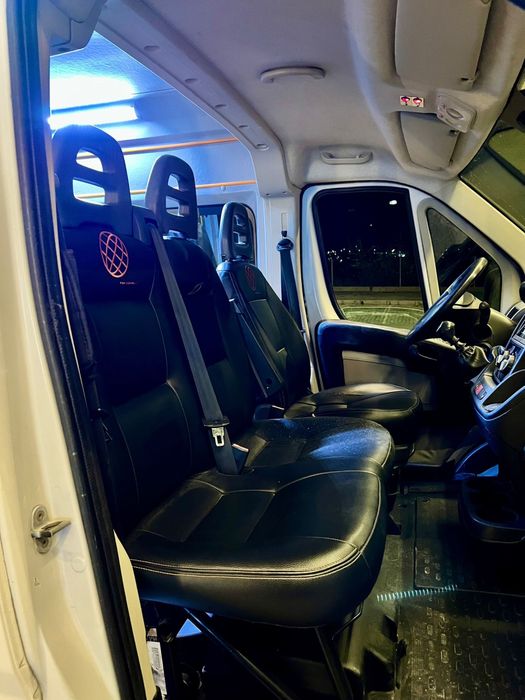 Fiat Ducato 9 lugares