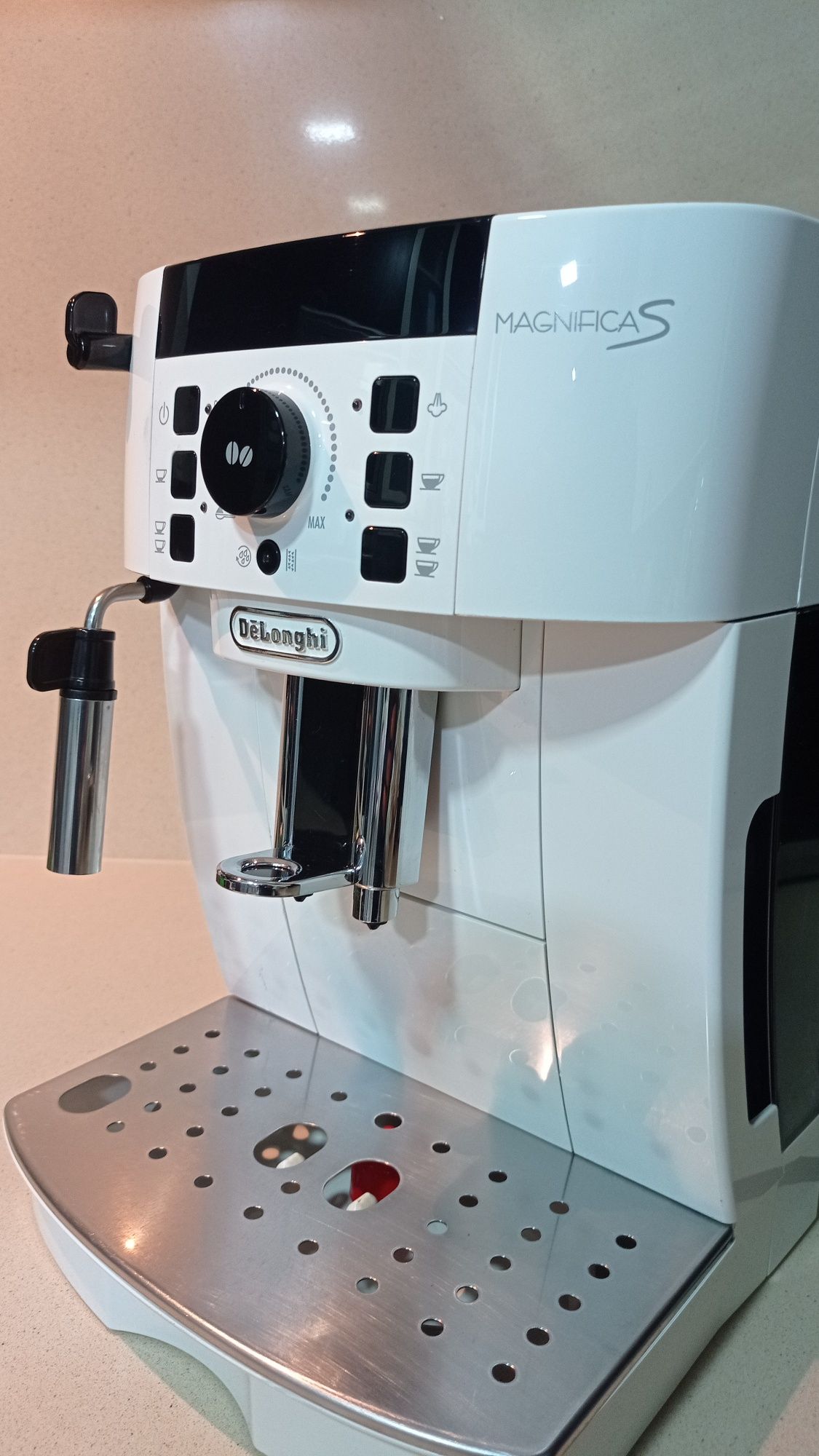 Delonghi Magnífica S Branca