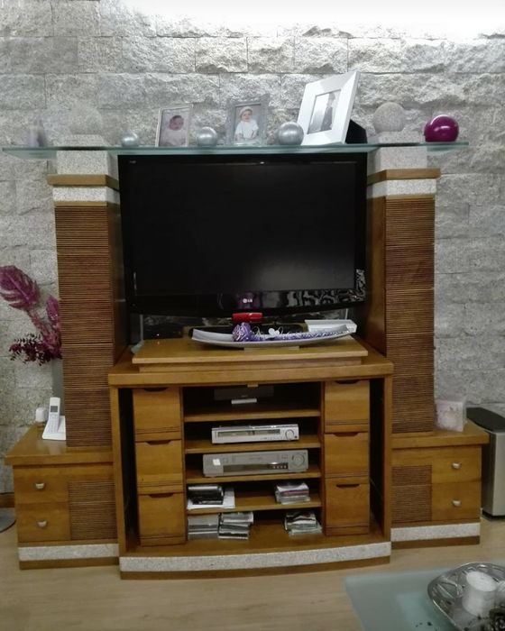 Móvel TV em carvalho e pedra