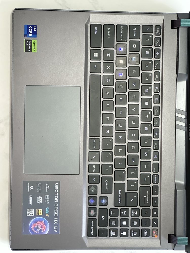 Laptop gamingowy MSI Vector GP68HX 13V
