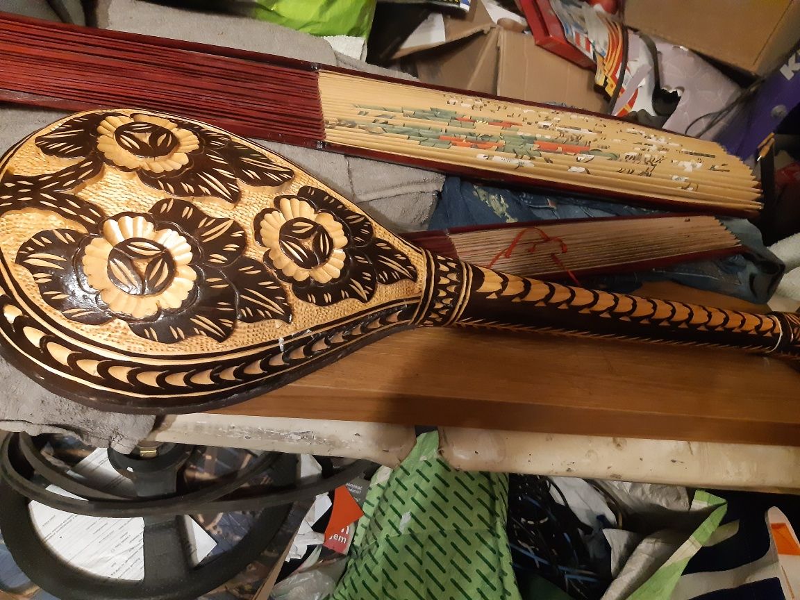 Drewniana artapa gitarka