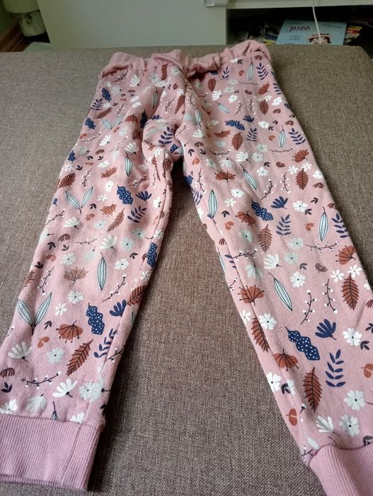 Spodnie zimowe zestaw dziewcz z futerkiem 4 szt 104 i 1 szt 98