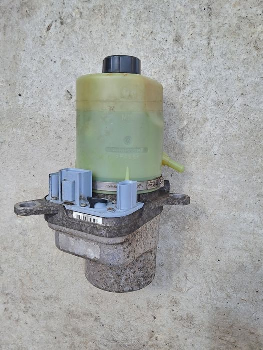 Насос егур mercedes A, Mazda 3 5, Citroen C4, Ford Focus 2