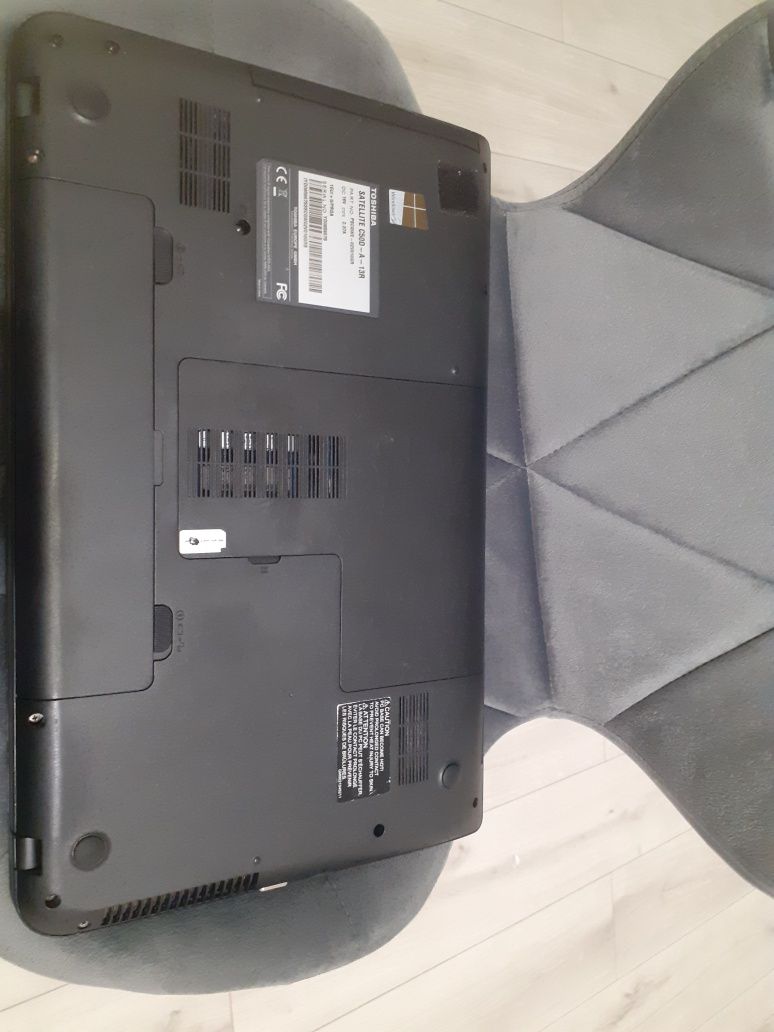 Ноутбук Toshiba  C 50-D