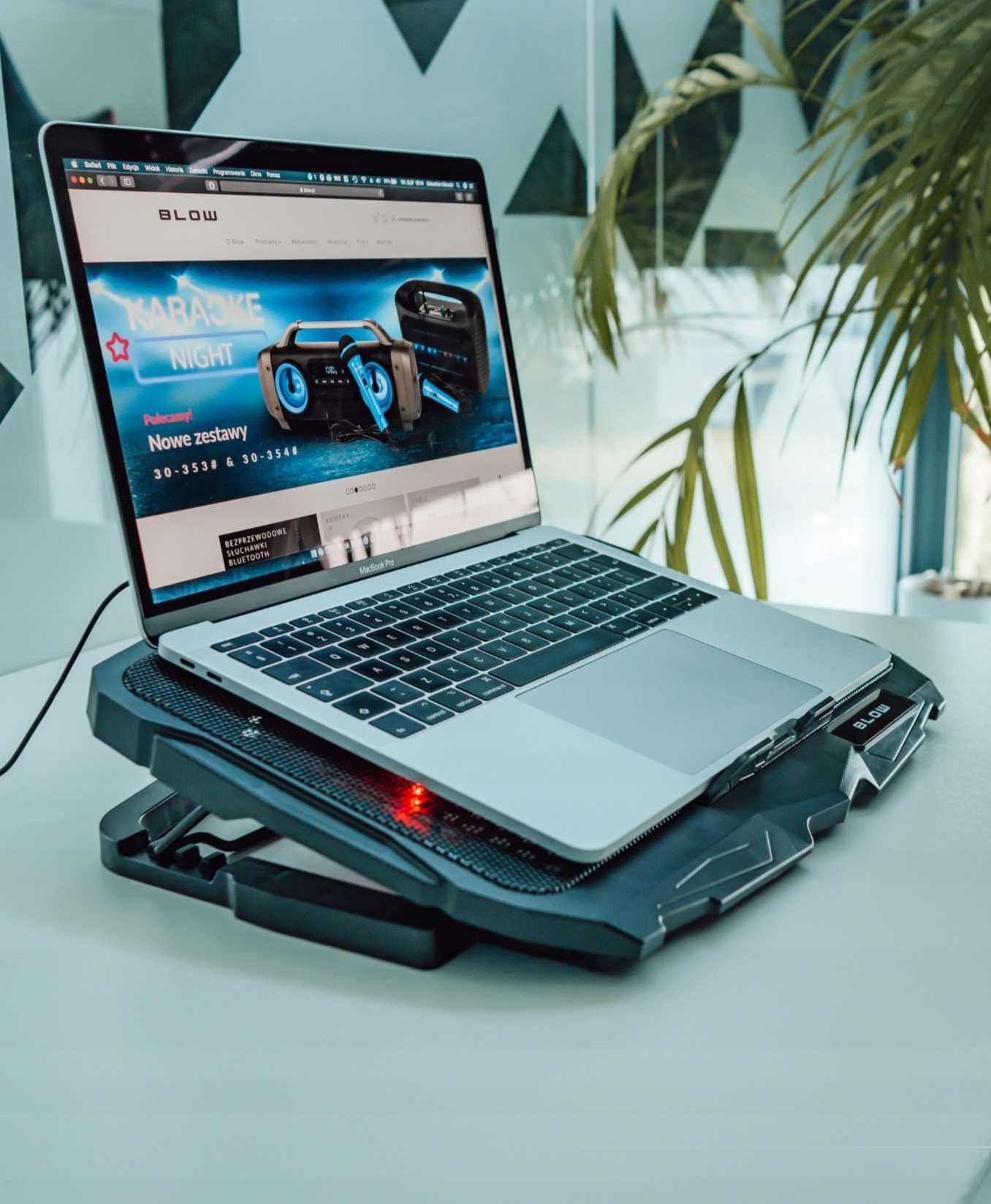 Podstawka podkładka chłodząca LED pod laptopa 12-17" stojak 2xUSB