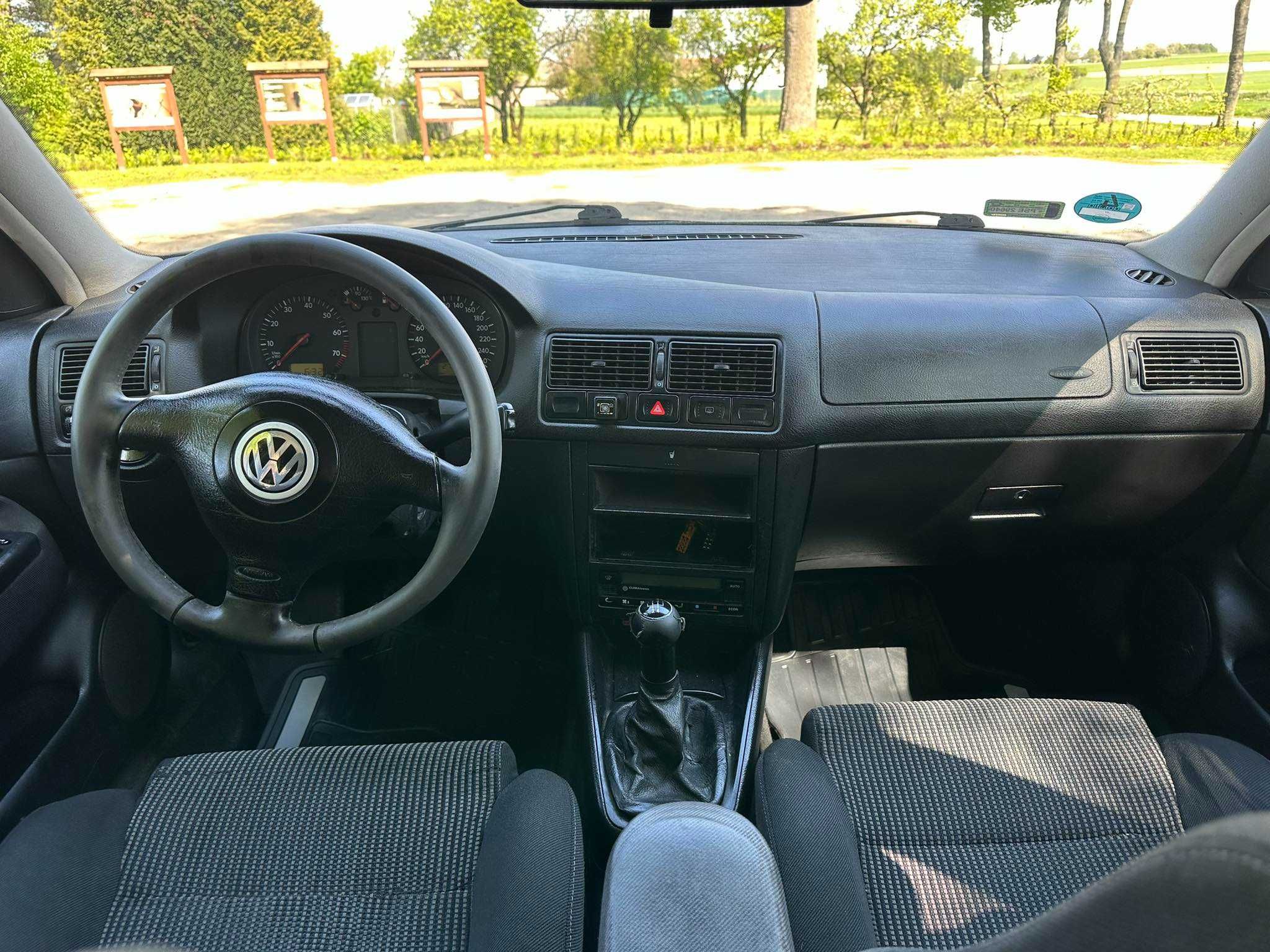 Volkswagen GOLF 1.6SR + Instalacja Gazowa Właściciel HAK