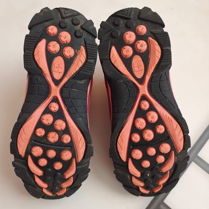 Оригінальні Mountain Warehouse в  стані нових р35