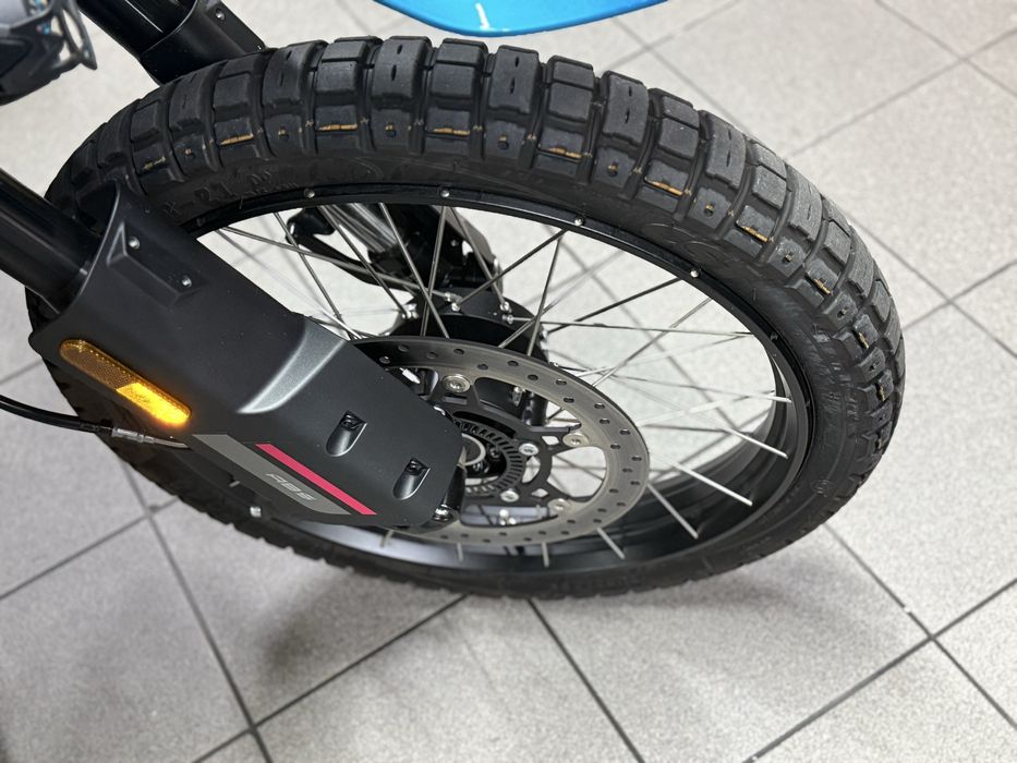 CFMOTO 450 MT (apenas 680kms)