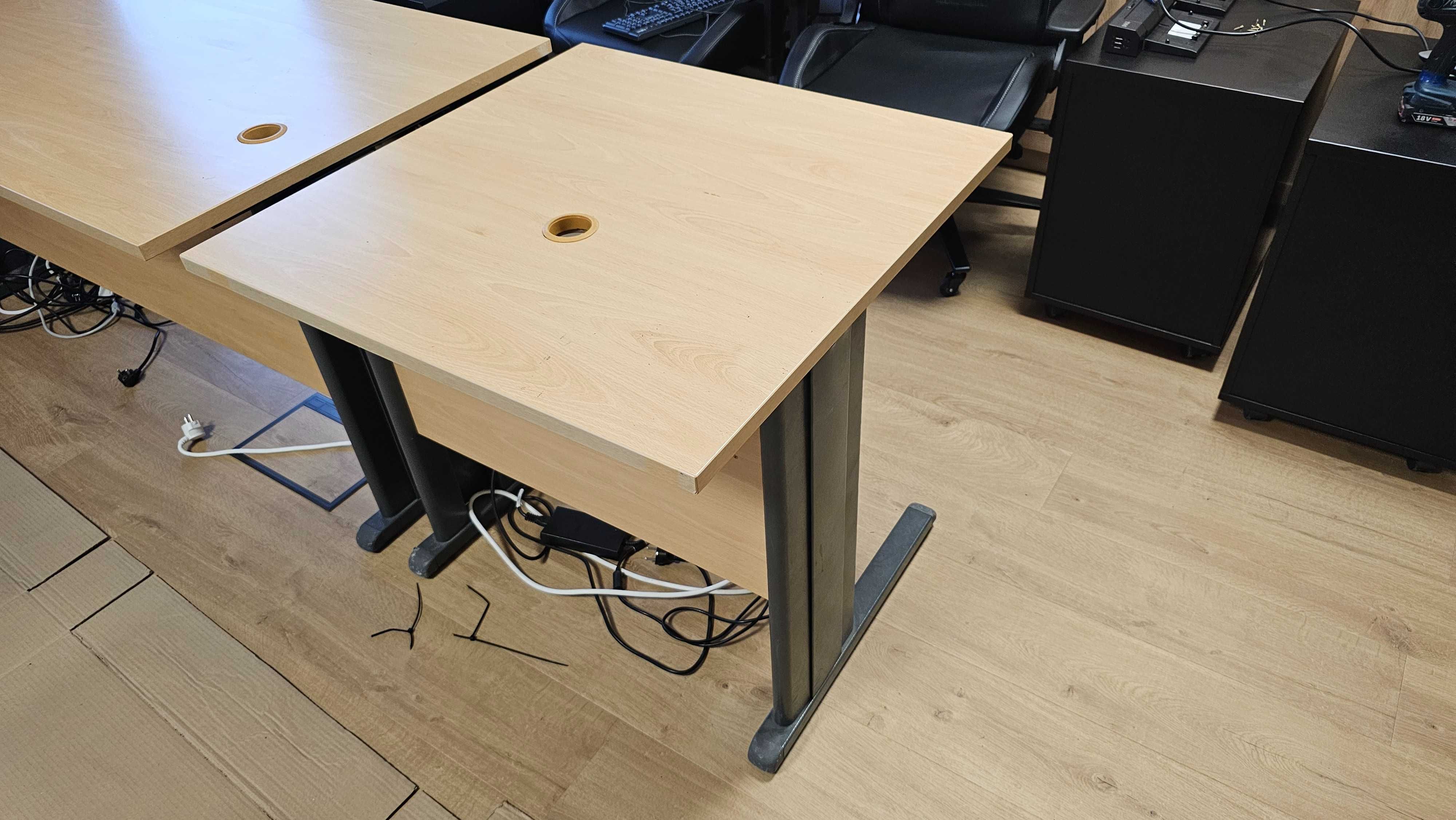 Biurka solidne - 2 sztuki 160x80, 1 sztuka 80x80, komplet