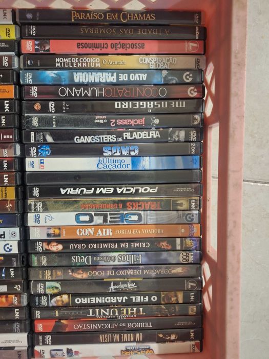 Lote de 242 DVDs