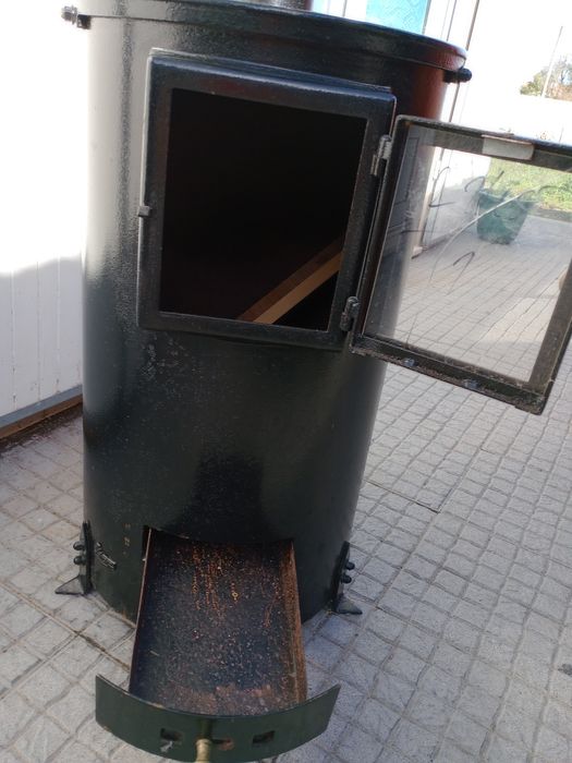 Salamandra de aquecimento a lenha