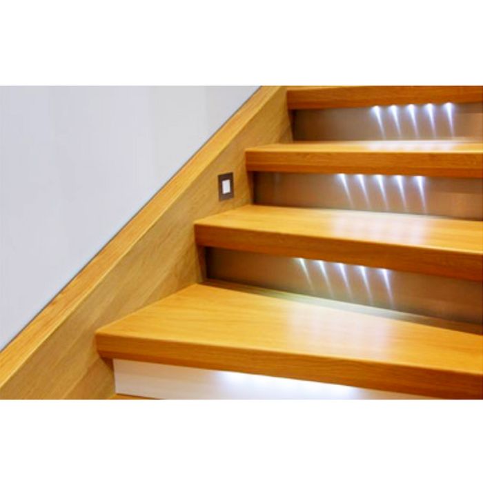 Ступени из натуральной древесины по вашим размерам под заказ