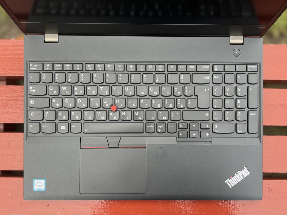 Ноутбук Lenovo Thinkpad T580/MX150 2GB/i7-8650U/16GB/512GB/15.6"4K IPS