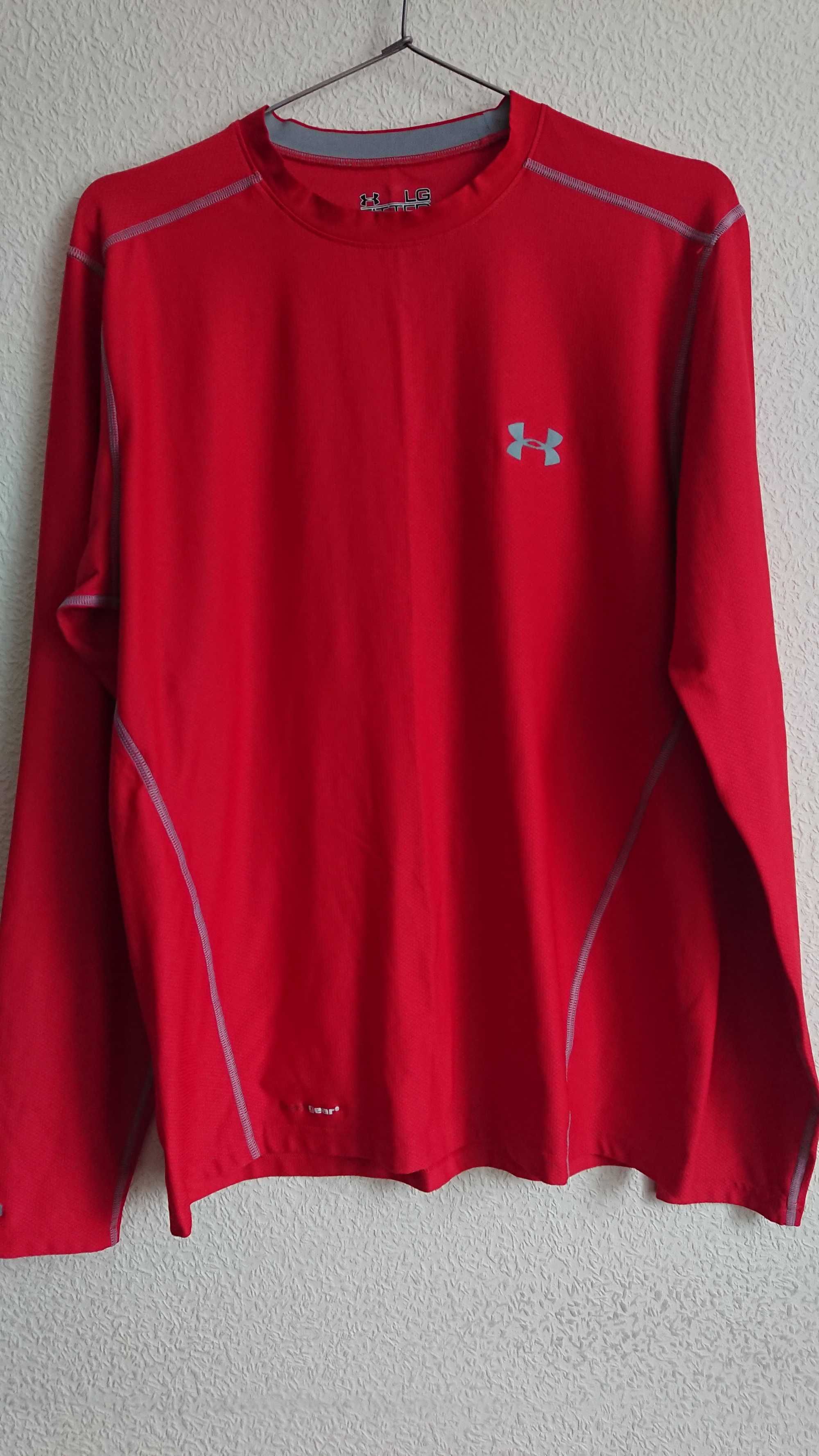 Бомбезный спортивный лонгслив Under Armour HeatGear Fitted.