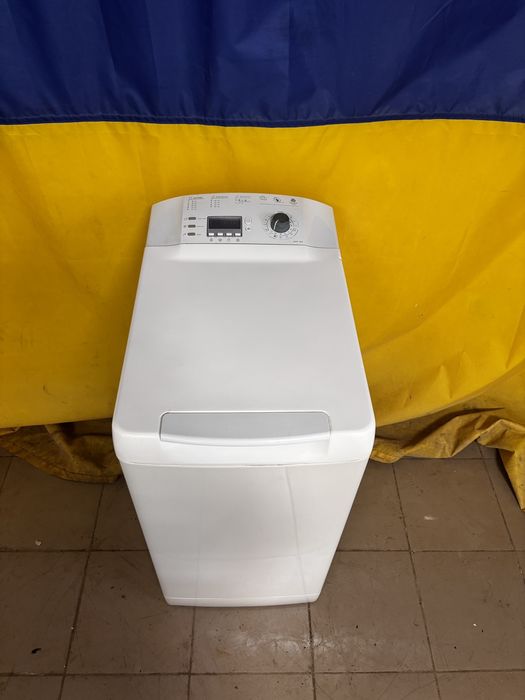 Стиральная машина Аристон AVTF104