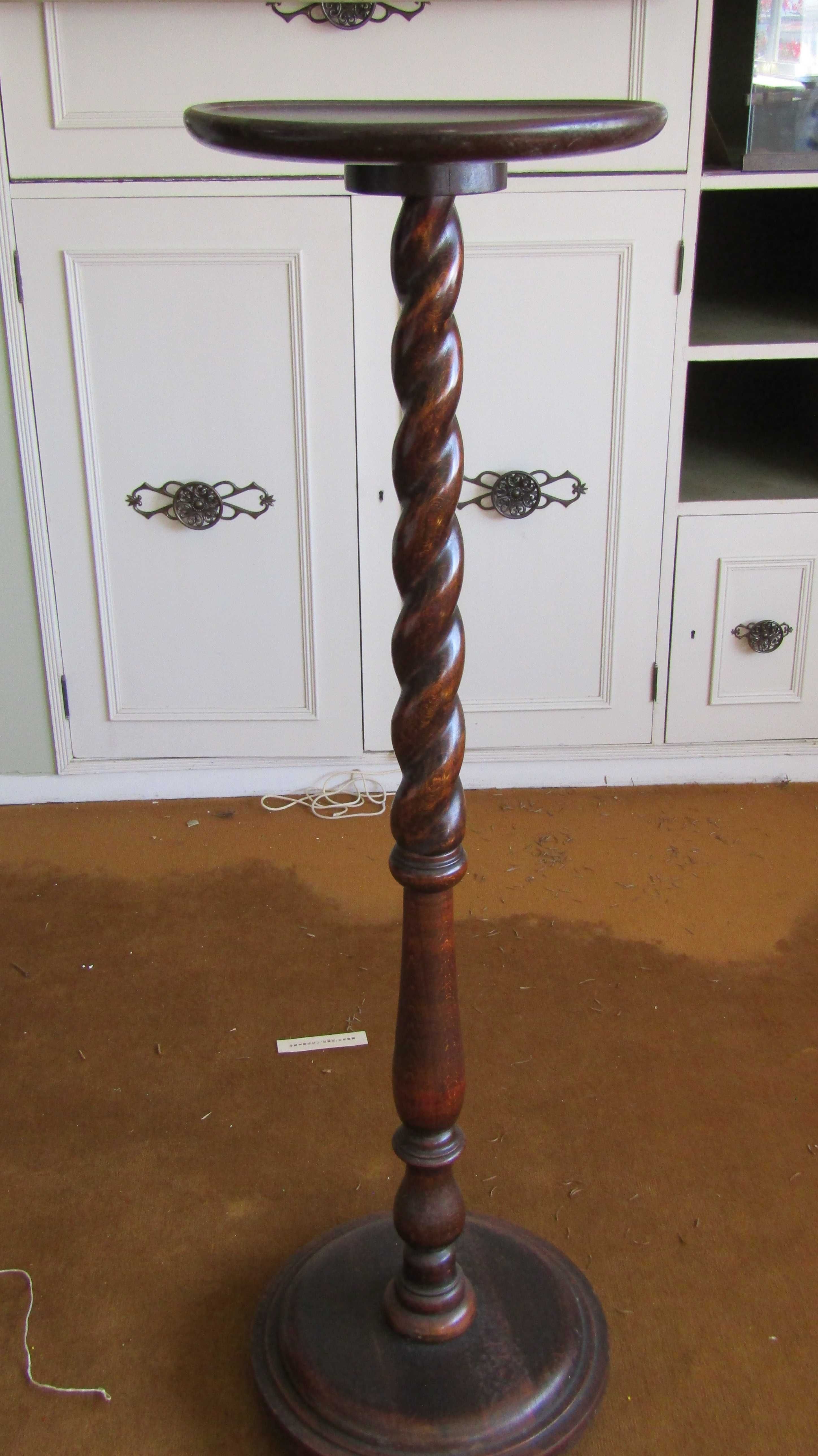 suporte em madeira