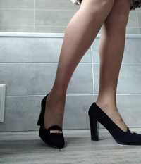 Замшеві жіночі туфлі