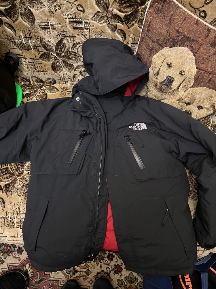 Курточка the north face