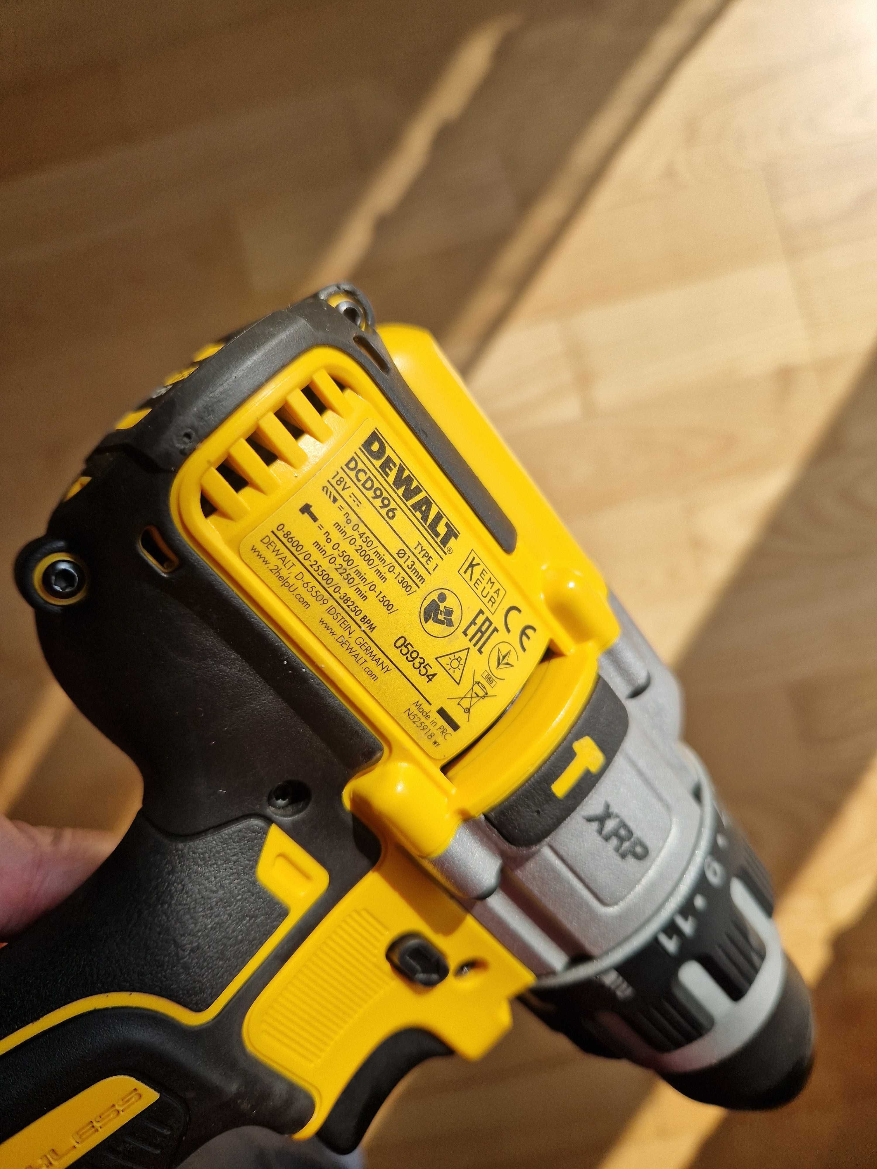 DeWalt DCD996NT 18V XR Li-Ion XRP wiertarka akumulatorowa + walizka