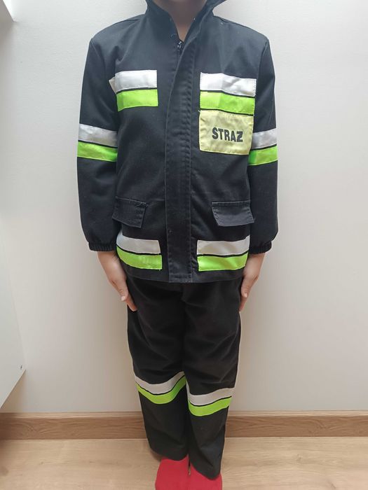 Strój strażaka r 3/4 lat