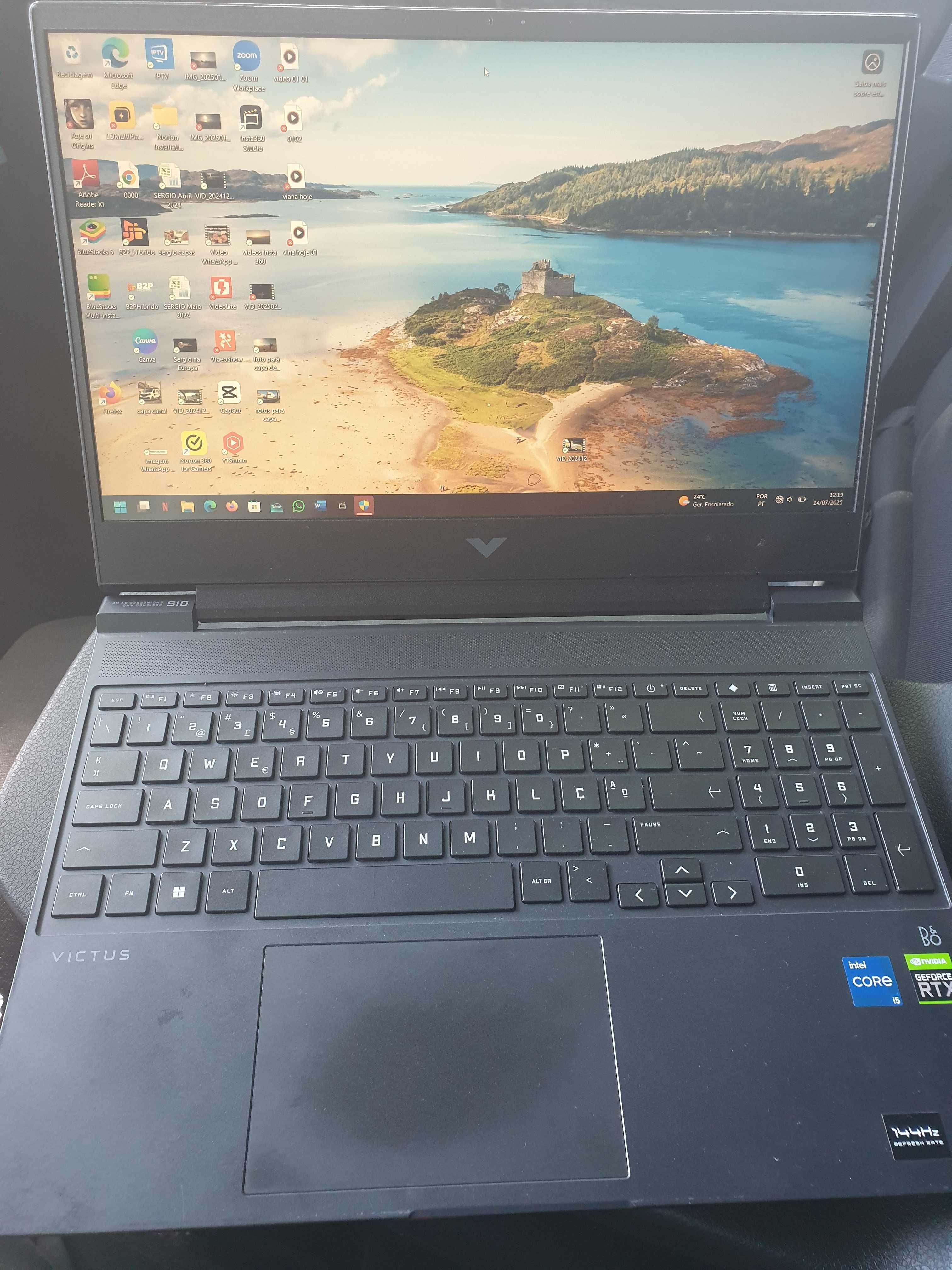 Vendo notebook HP Victus em excelente estado, ideal para jogos etc...