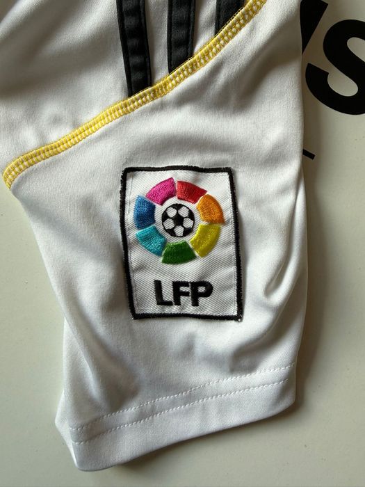 Oryginalna koszulka Realu Madryt z sezonu 09/10 z nadrukiem Ronaldo 9