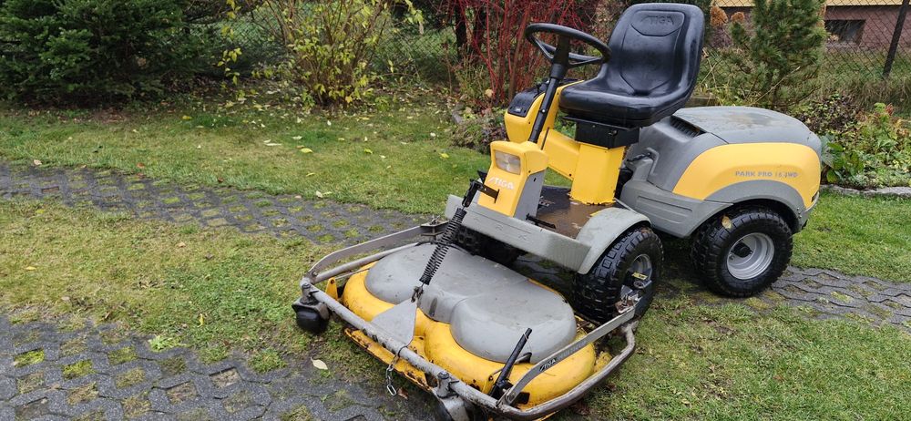 Stiga park pro 16 AWD traktorek kosiarka bijakowa