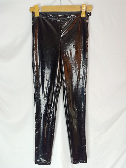 Spodnie Patrizia Pepe 0 34 XS Czarne Z Połyskiem
Rozmiar 0 34 XS